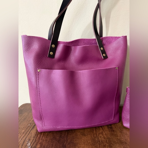 Iris Portland Leather Tote Bag Classic PLUS Iris Famed Frame Pouch - Picture 4 of 8